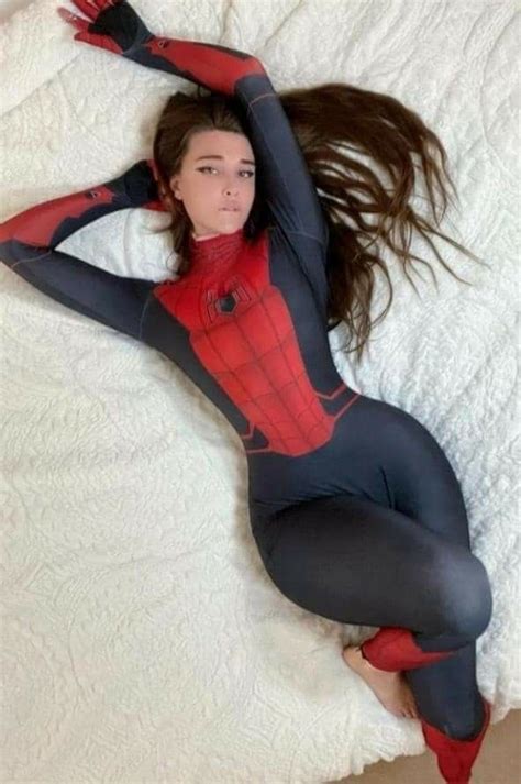 SunnyRayXO/CyberKitty.XO Spidergirl cosplay blowhjob